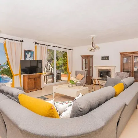 Private Pool With Stunning View In Antalya, - Awz 194 * Kaş