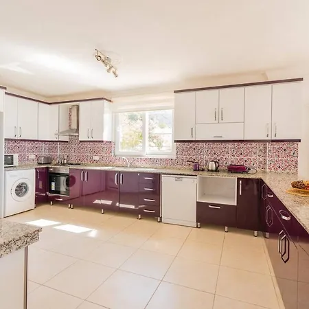 Private Pool With Stunning View In Antalya, - Awz 194 Villa *